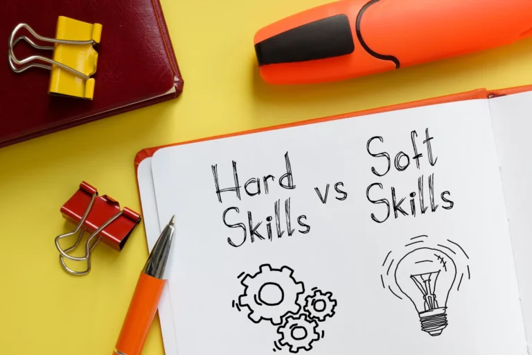 Soft skills e hard skills: diferenças, exemplos e dicas