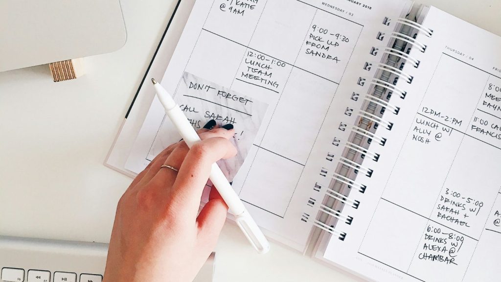 Imagem de um planner mostrando organização pessoal.